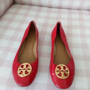 tory burch leather flats.